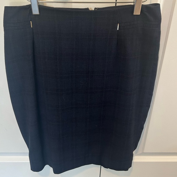 Blue le chateau pencil skirt - Picture 2 of 3